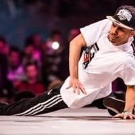 #JusteDebout