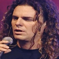 #Maná