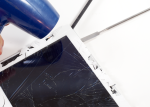 How to replace a broken front panel on your iPad