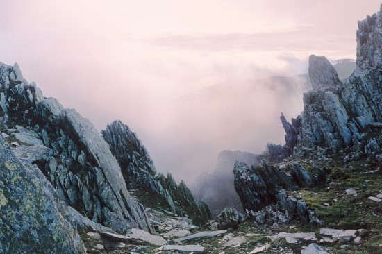 Ori Gersht, Evaders, Far Off Mountains And Rivers, 2009 (© Ori Gersht)