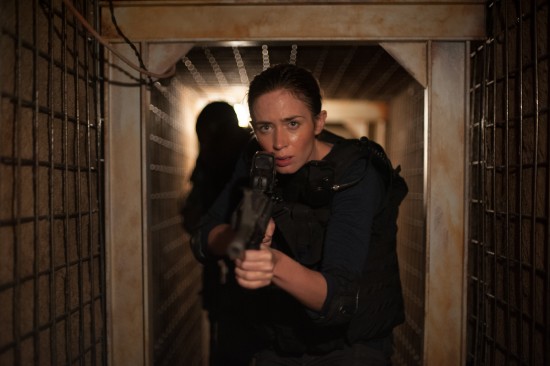 Kate Macer (Emily Blunt)