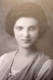 Rose_Ausländer_(1914)