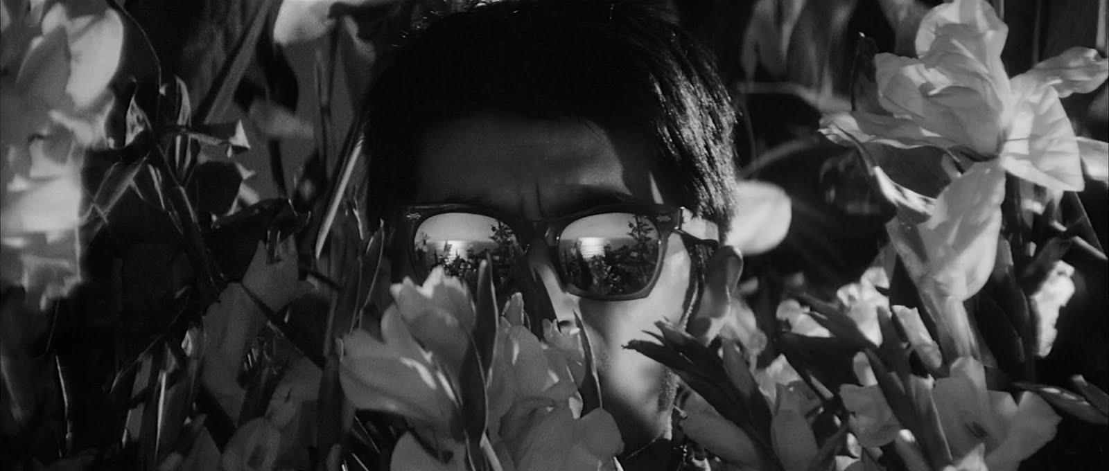 High.And.Low.1963.1080p.BluRay.x264-CiNEFiLE.mkv_snapshot_02.14.09_[2011.08.12_14.03_22]