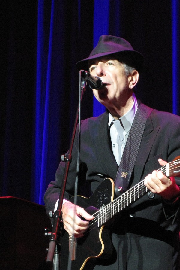 800px-Leonard_Cohen_2155