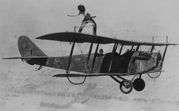 Gladys Roy, Wing Walker, 1924 (Photo by Topical Press Agency/Getty Images)