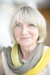 Anita Djafari, Geschaeftsfuehrerin Litprom im Rahmen einer Pressekonferenz zu den Ergebnissen des Projektes " Cairo Short Stories " der KfW Stiftung in Zusammenarbeit mit dem Goethe Institut in Kairo und der Frankfurter Litprom (Gesellschaft zur Förderung der Literatur aus Afrika, Asien und Lateinamerika) am Montag, 28.07.2014 in den Räumen der KfW Bank in Frankfurt am Main