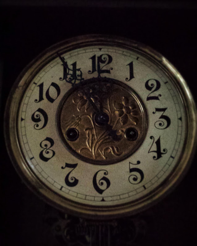 Uhr