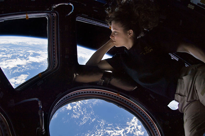 800px-Tracy_Caldwell_Dyson_in_Cupola_ISS-1