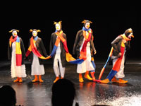 La Strada 2015 Penguin People