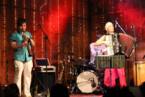 Großmütterchen Hatz live