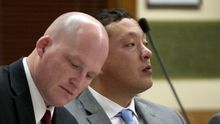 Markus K., rechts im Bild, soll den deutschen Austauschschüler Diren vorsätzlich getötet haben