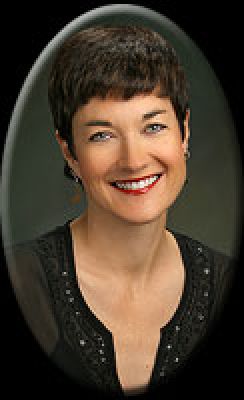 http://www.lorihandeland.com/