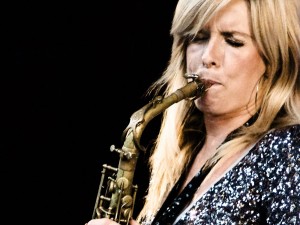 Candy Dulfer ist demnächst live im zu sehen und zu hören.
