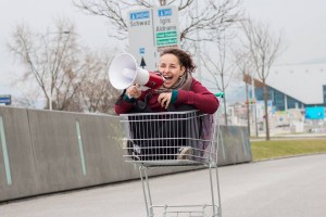 auf-sie-mit-gebruell