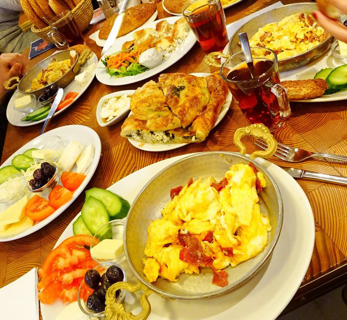 Alsancak Simit Sarayi 1
