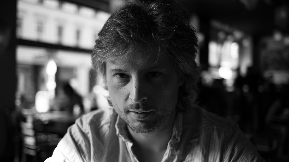 2016-09-23-lw-ausstellung-interview-sebastian-bieniek_28