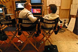 Das Urteil - Jeder ist käuflich (Runaway Jury) (R: Gary Fleder) 