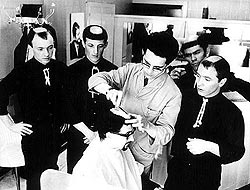 Unter dem Messer: The Monks