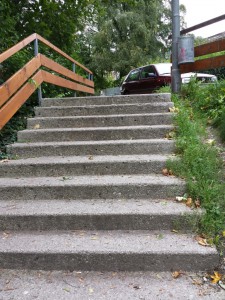 Besonders heimtückisch sind Stufen. In beide Richtungen.