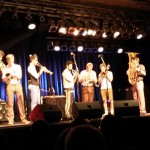 Neue Blasmusik im Treibhaus mit "Federspiel"