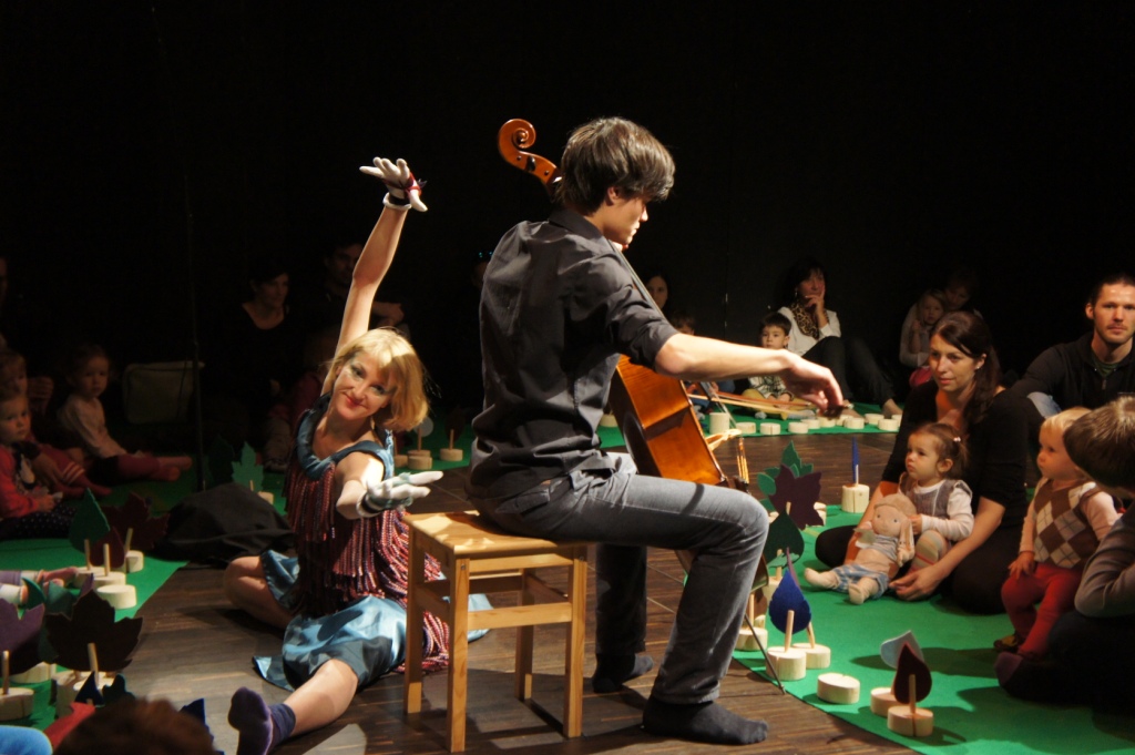 Lukas Lauermann und die Tänzerin Aline Kristin Mohl (Foto: Jeunesse Innsbruck)