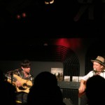 Nino aus Wien und Ernst Molden: Ein interessantes Zwiegespräch, das musikalisch nicht immer überzeugte. (Bild: Martin Senfter)