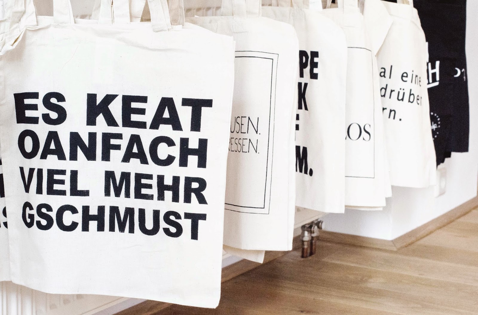 Schmusen, ja bitte. Aber mit wem eigentlich?