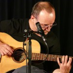 Jochen Hampl im Treibhaus. Am 28.04. erzählt und spielt er noch einmal.
