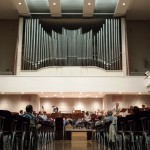 Ein Konzert, sechzig Instrumente, drei Meinungen