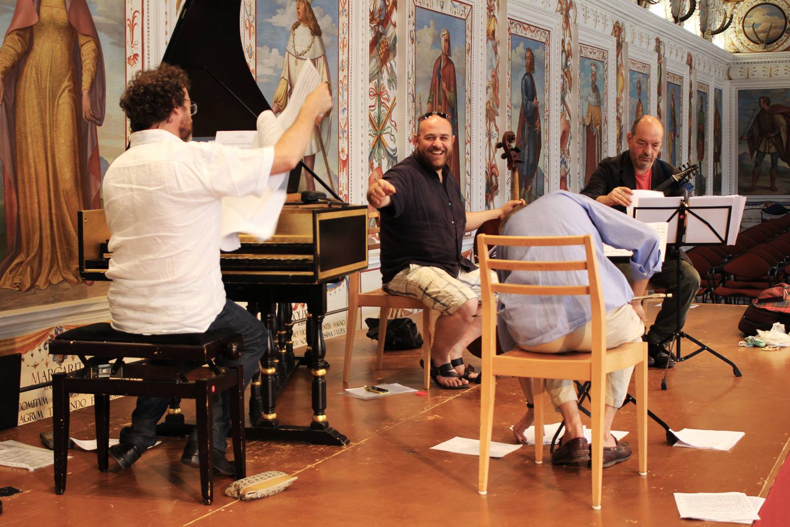 Die Musiker bei der Probe am nachmittag. Bestens gelaunt. (Bild: Innsbrucker Festwochen der Alten Musik)