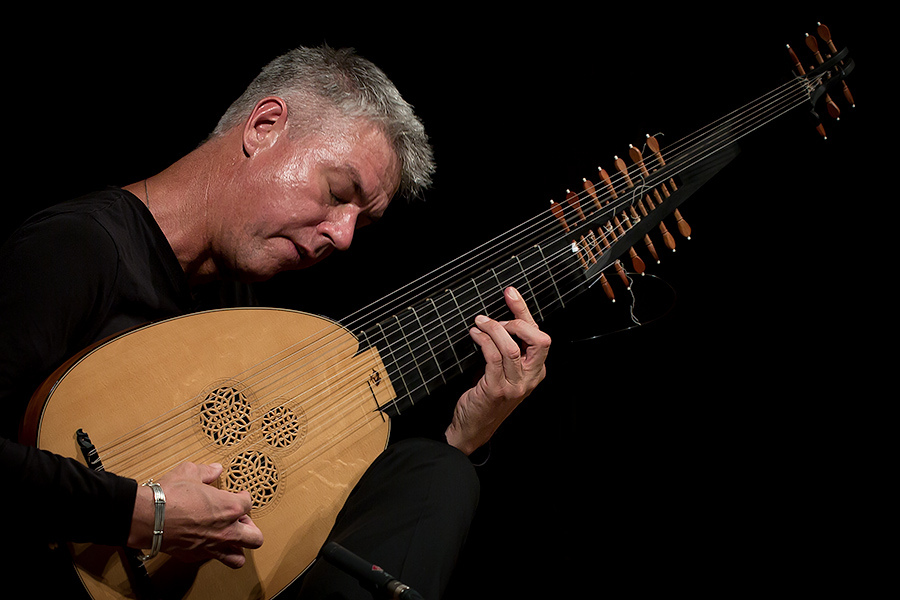 Eines der Highlights: Rolf Lislevand (Bild: Guiseppe Camminati)