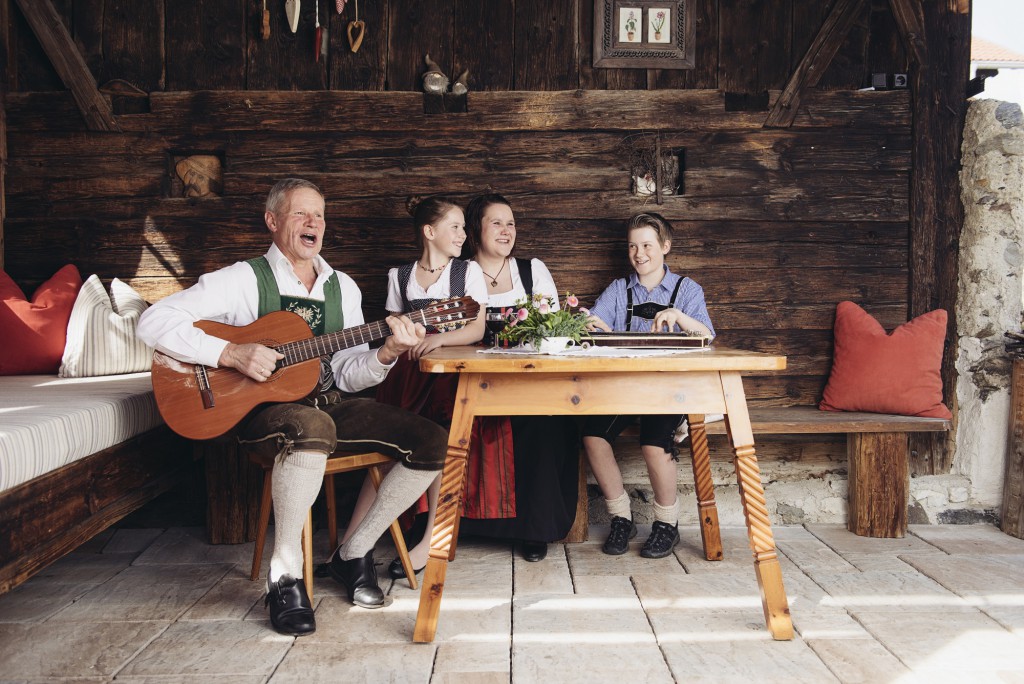 Volksmusik braucht keine große Bühne, sondern sucht die "kleine Form" (Bild: Tiroler Volksmusikverein)