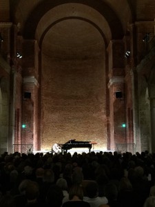 Die Zugabe spielte Tigran gänzlich ohne Chor (Bild: ECM Records)