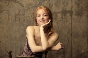 Die Komponisten und Bigband-Leaderin Maria Schneider: Die unendlichen Möglichkeiten einer Bigband! (Bild: www.allaboutjazz.com)