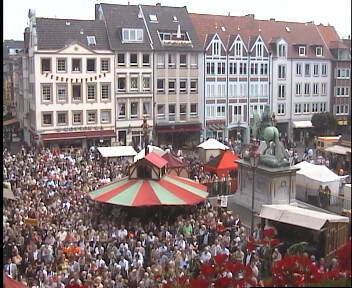 Rathausmarkt Düsseldorf 29.08.2008, ca. 13:45 Uhr