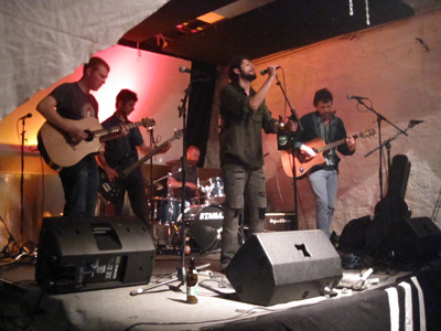 Downlovers live