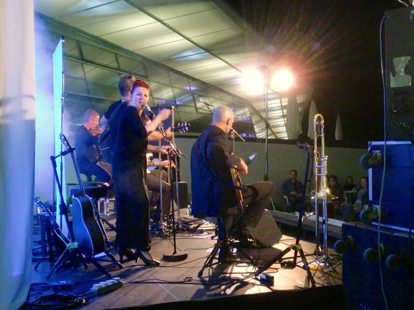 Live in der Auster