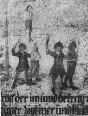 Straf der im land betrettenen Jauner Zigeiner und ... ist der noch leserliche Teil der Inschrift einer Blechtafel, die an einem Zigeunerstock angebracht war.