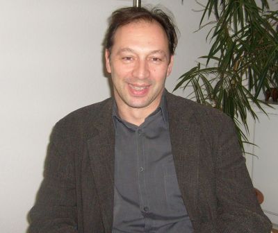 Wolfram Fleischhauer nach glücklich überstandener Lesung in der Buchhandlung Deuerlich in Göttingen.