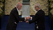 Bary Barish and Konung Carl XVI Gustaf.