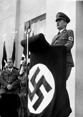 NSDAP-Gauleiter von Wien (1938/39) bei einer Ansprache in Wien am 16. Oktober 1938