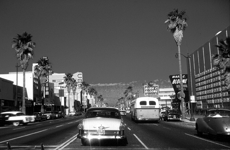 LA Wilshire Blvd by Roger Wollstadt, flickr