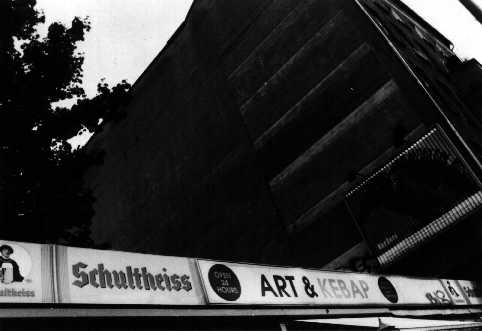 'KUNST' in der Brunnenstraße 13, Berlin Mitte