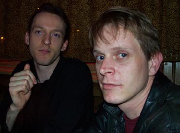 Knallwach: Franky Korea und Die Stifter.