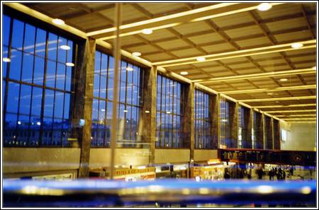 Westbahnhof_Wien_2000_copyright_Christiane_Zintzen