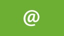 Newsletter Logo @ auf grünem Hintergrund