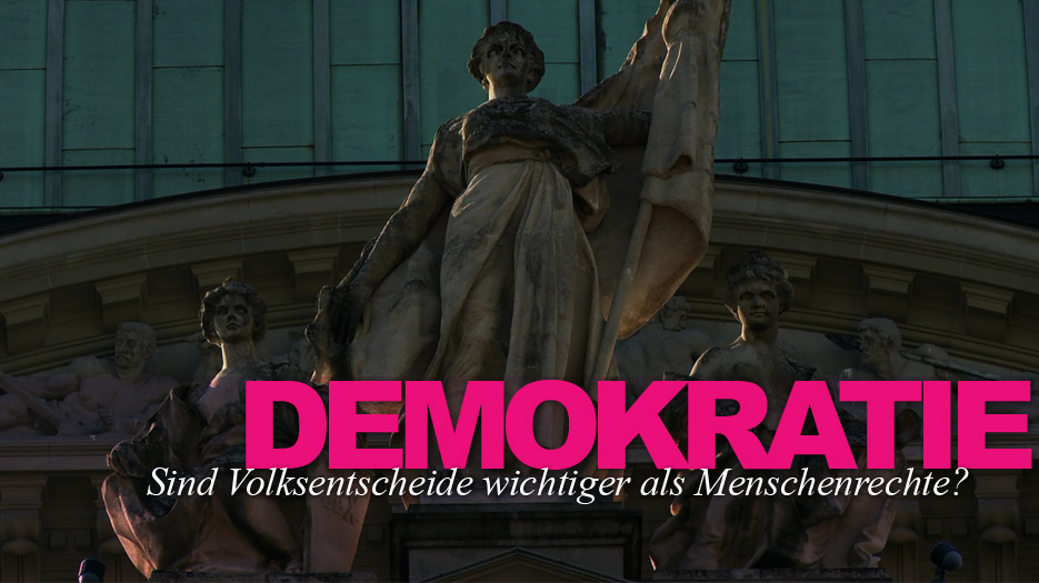Die Verfassung als Dauerbaustelle: Abgabe der Unterschriften fr die Durchsetzungsinitiative der Schweizerischen Volkspartei SVP. Bild:  Thomas Isler