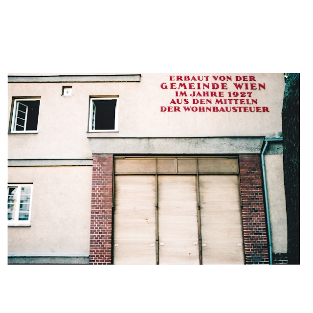 red vienna - still lives (2003) © Chris Zintzen | panAm productions