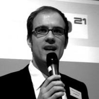 Manuel J. Hartung