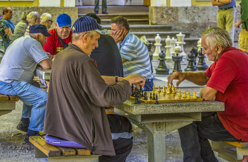 Kann das Schachspielen für ältere Menschen sogar Demenz-präventiv wirken?